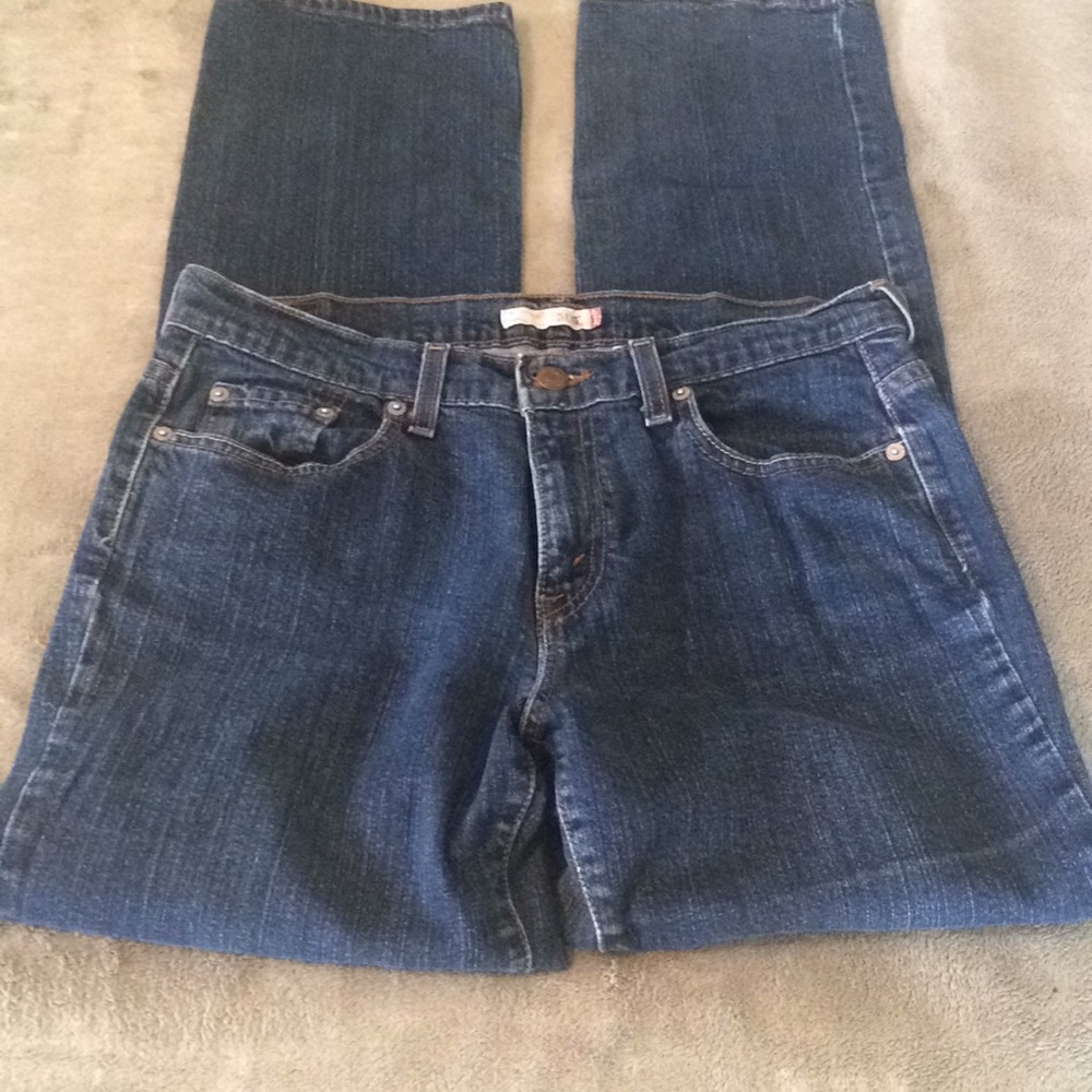 Levi’s 505 Straight Leg Size 10 M inseam: 30”